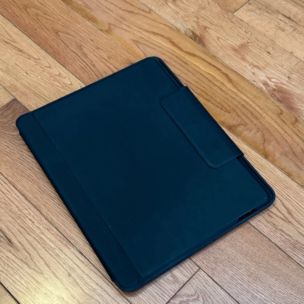 Black CODi Keyboard Case for iPad Pro, 13”